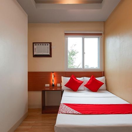 Oyo 685 K Fortune Apartelle Мактан Экстерьер фото